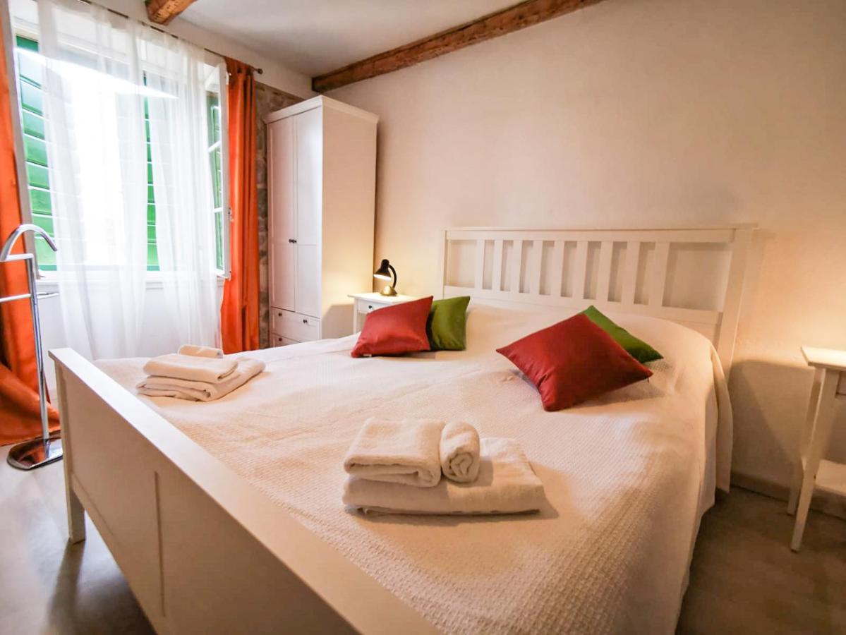 Val Comeza Hotell Komiža Exteriör bild