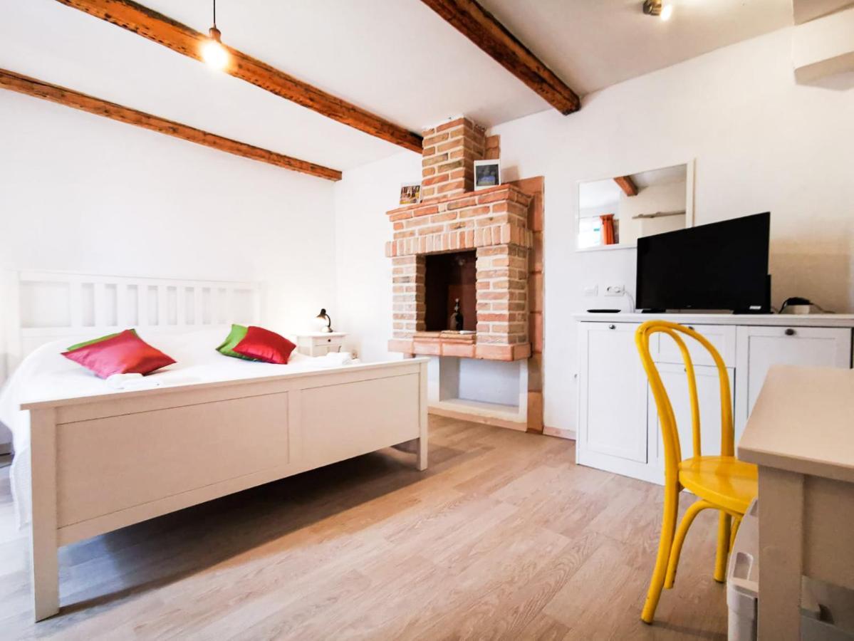 Val Comeza Hotell Komiža Exteriör bild