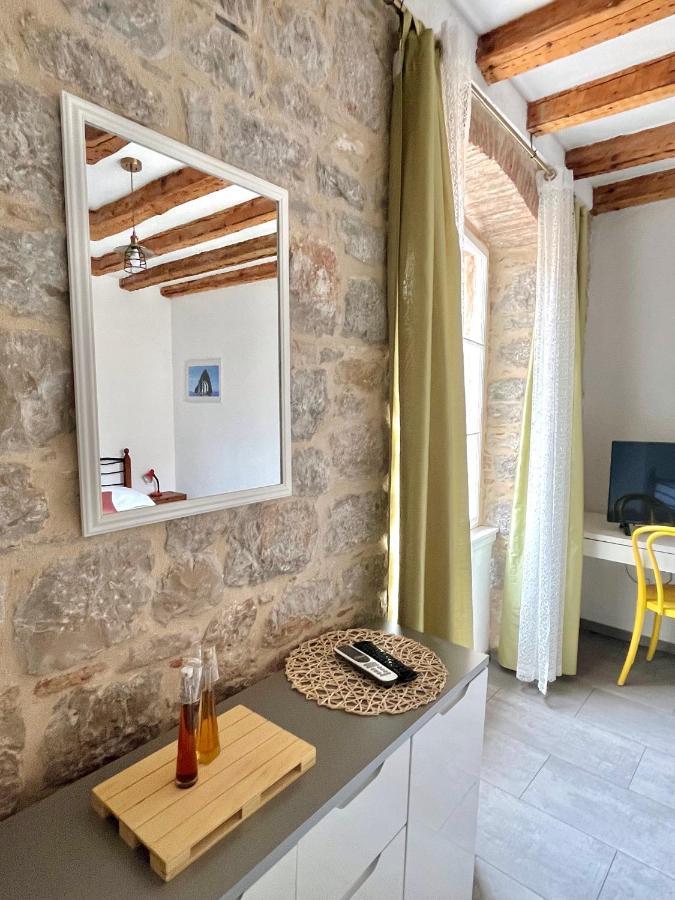 Val Comeza Hotell Komiža Exteriör bild