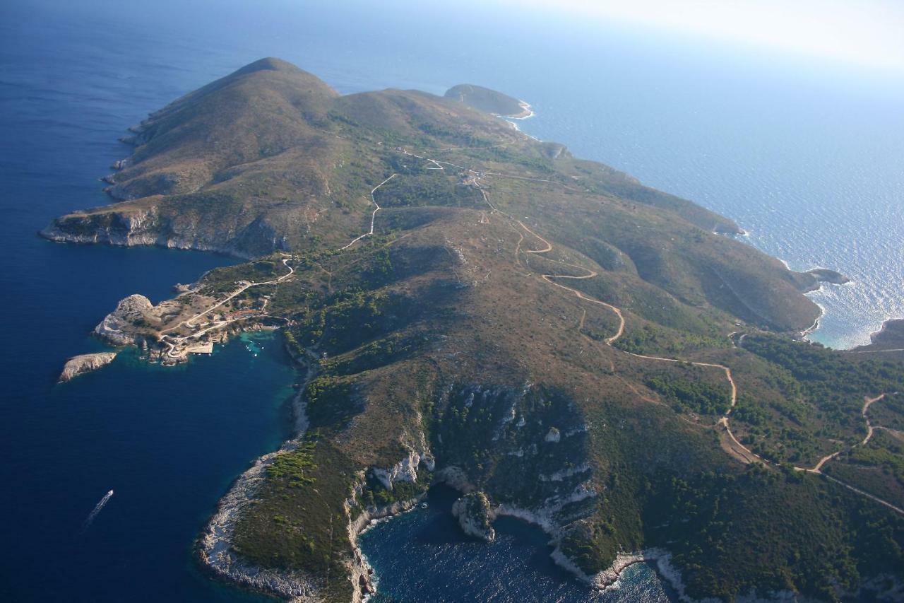 Val Comeza Hotell Komiža Exteriör bild